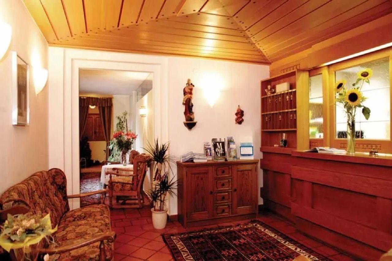 Pension Bergheil Kaprun Exteriör bild