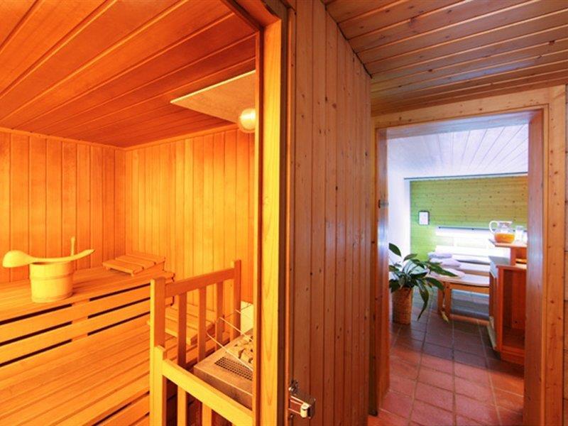 Pension Bergheil Kaprun Exteriör bild